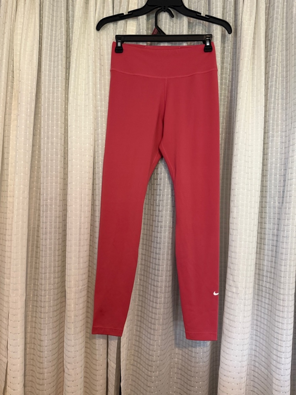 Nike Coral Red Pink Performance Leggings